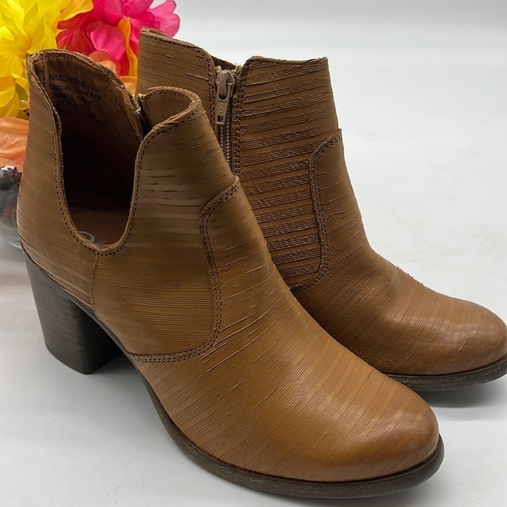 Naughty Monkey Tan Cow Aniline/ Leather Ankle Boots Sz 9. MCA1280G